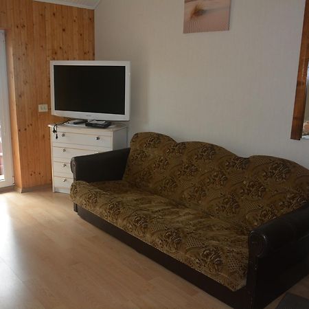 Guesthouse "Nakvyne Pas Zveja" Purvynes Street Nida Eksteriør bilde