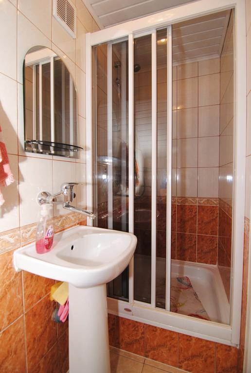 Guesthouse "Nakvyne Pas Zveja" Purvynes Street Nida Eksteriør bilde