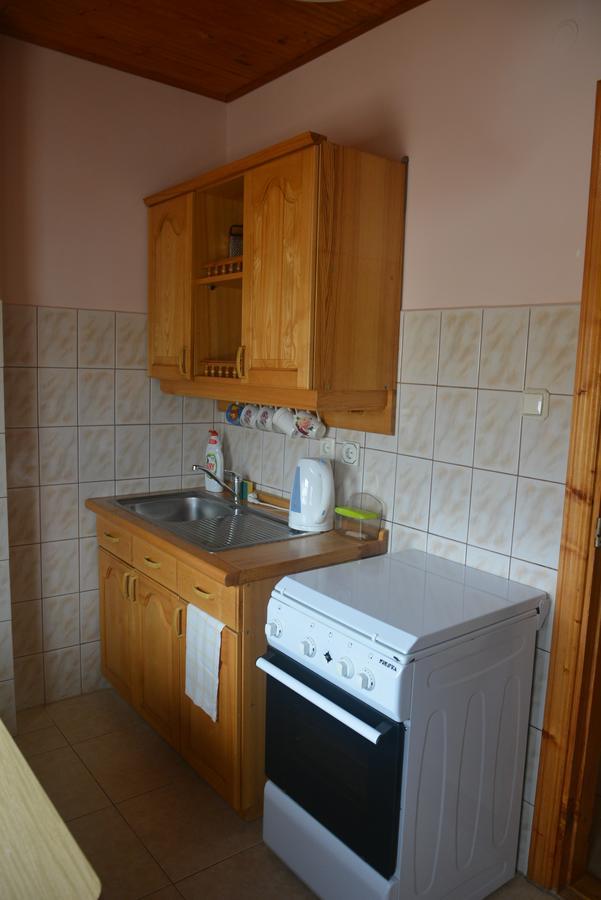 Guesthouse "Nakvyne Pas Zveja" Purvynes Street Nida Eksteriør bilde