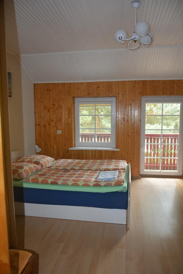 Guesthouse "Nakvyne Pas Zveja" Purvynes Street Nida Eksteriør bilde